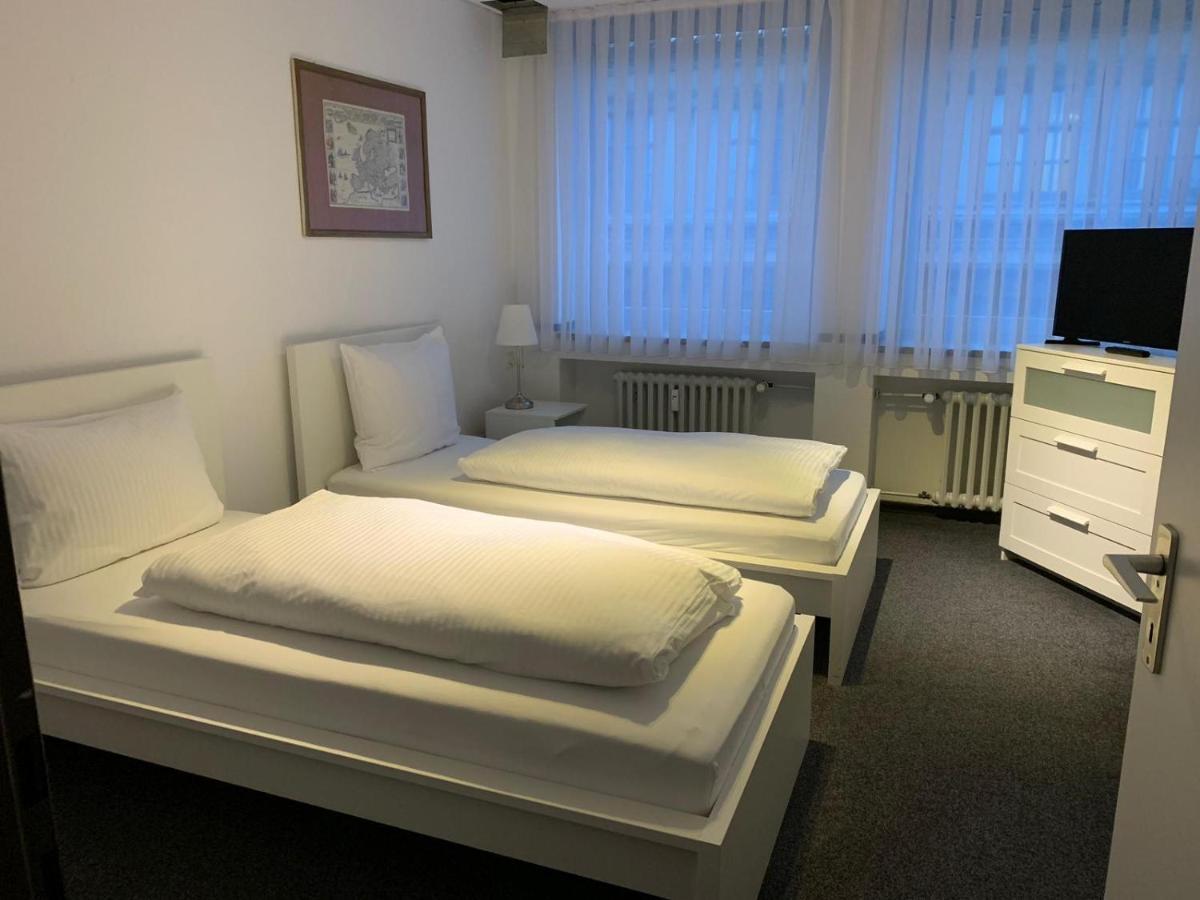 Bayrischer Hof Крефельд Номер фото